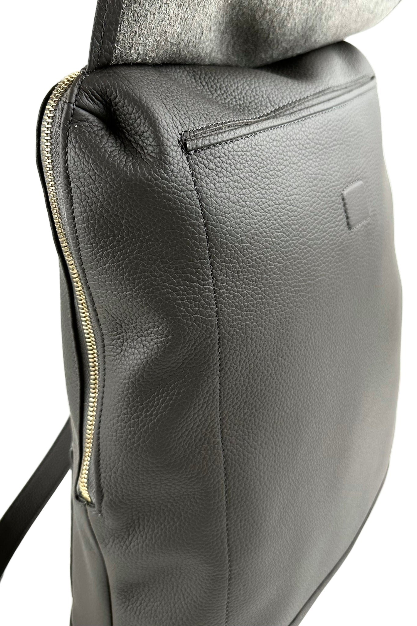 Bay Executive Leather Backpack - Image 4