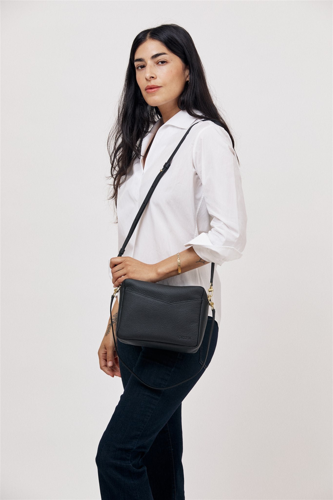 Rome Camera Leather Crossbody - Image 5