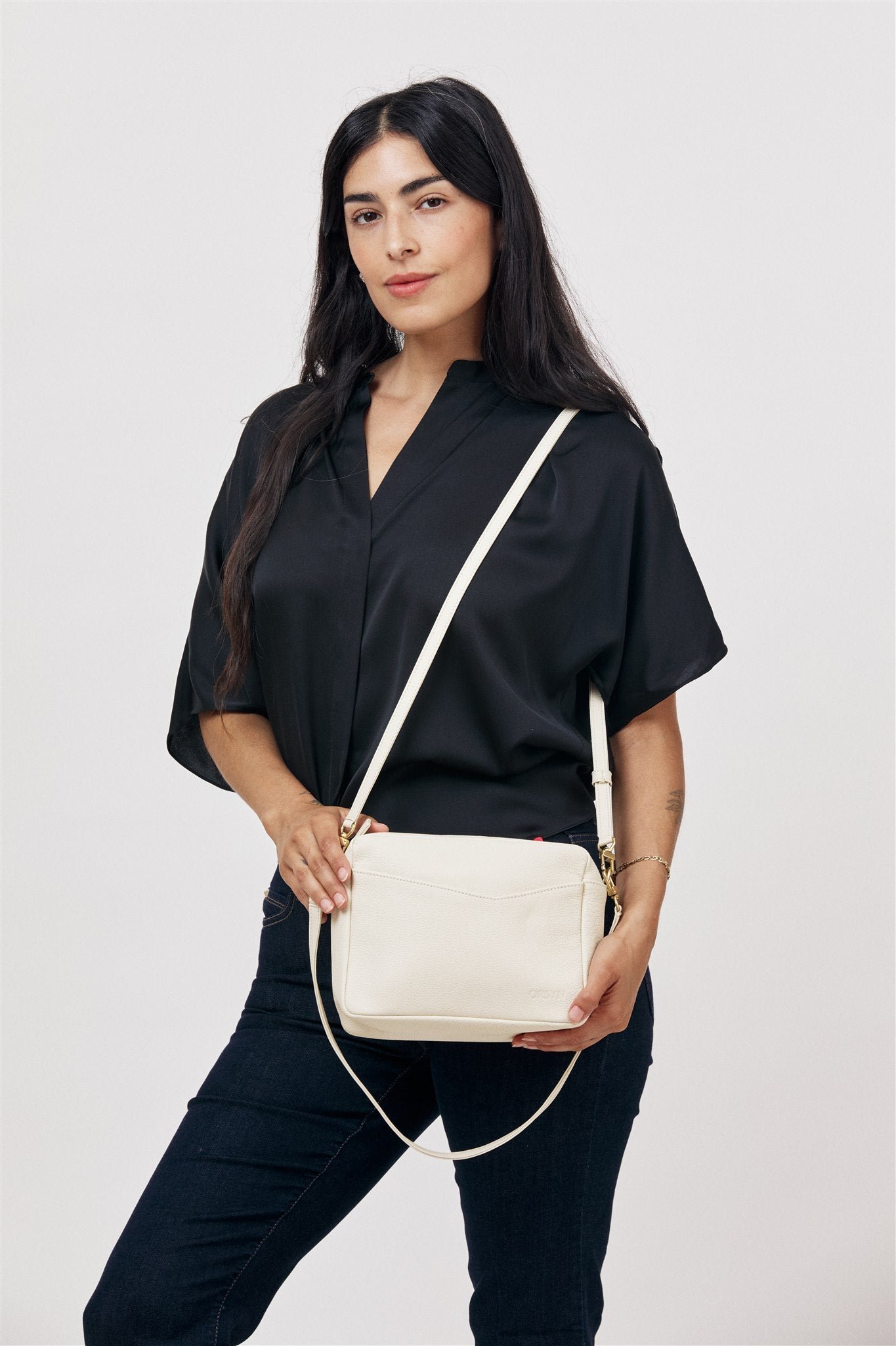 Rome Camera Leather Crossbody